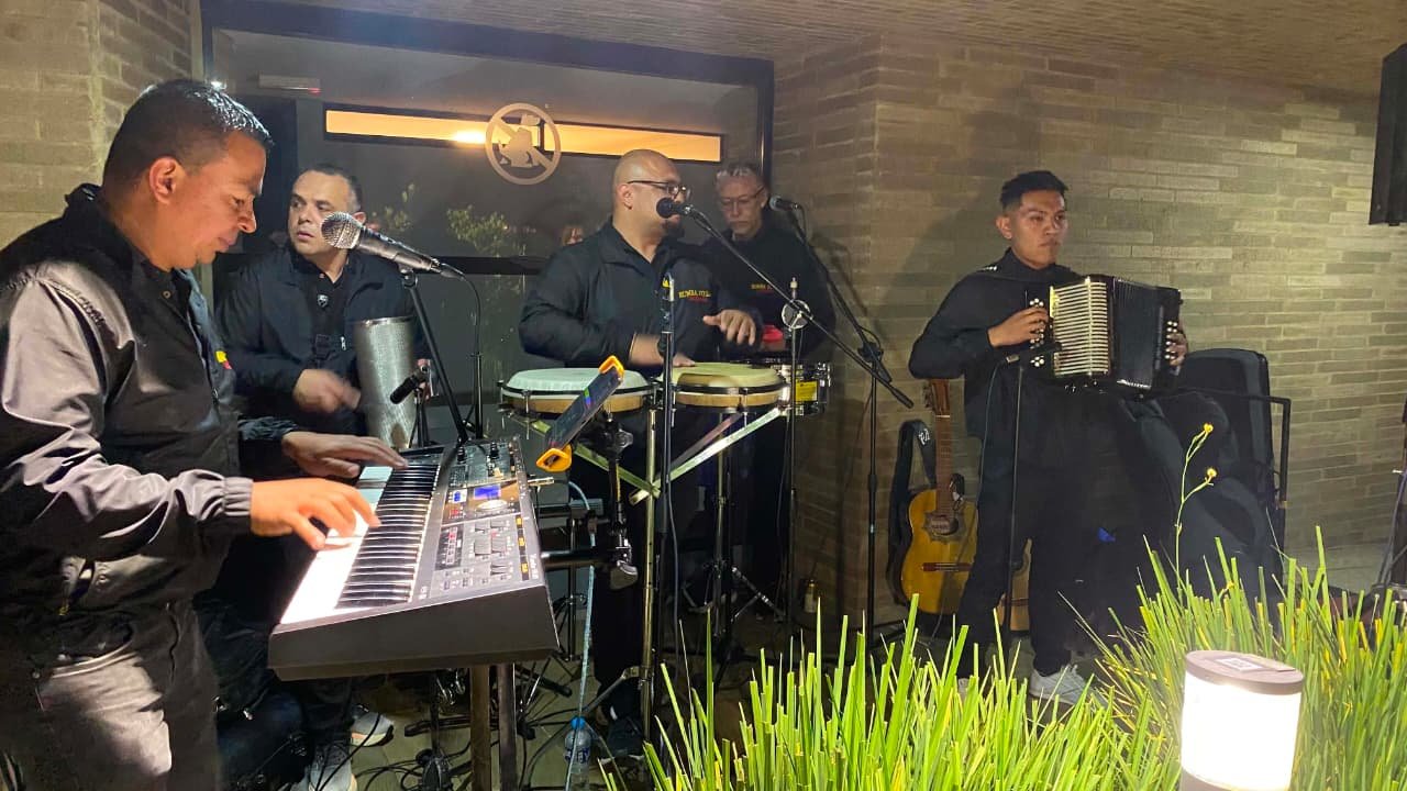 Grupo musical en vivo para fiestas
